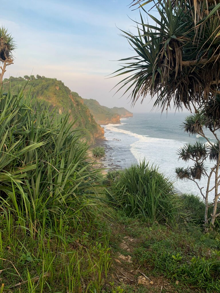 java, yogyakarta, pantai watunene